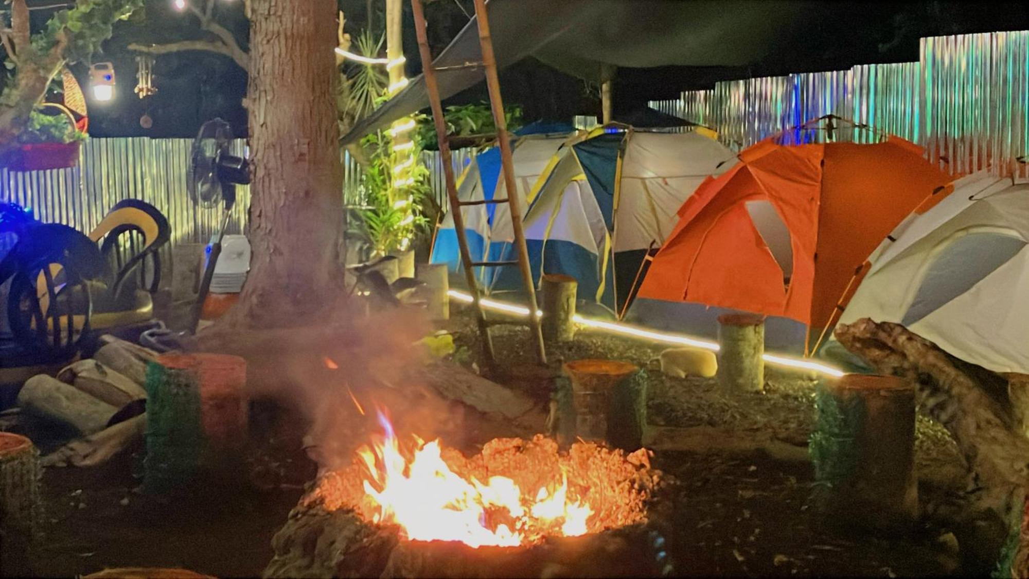 Campsarap Hostel & Resort Valencia  Zewnętrze zdjęcie